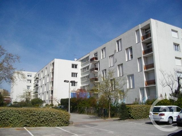 Appartement F5 à louer - 4 pièces - 62.0 m2 - BAGNOLS SUR CEZE - 30 - LANGUEDOC-ROUSSILLON - Century 21 La Big