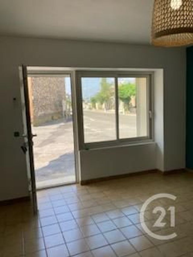 Appartement à louer - 2 pièces - 34.83 m2 - ST PONS LA CALM - 30 - LANGUEDOC-ROUSSILLON - Century 21 La Big