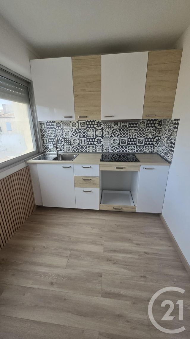 Appartement F1 à louer BAGNOLS SUR CEZE