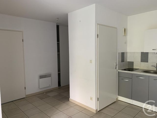 Appartement F2 à louer BAGNOLS SUR CEZE